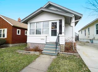 112 Warren Ave, Aurora, IL 60505