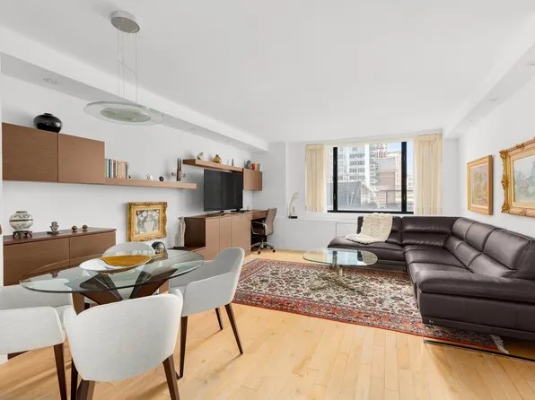 30 West 61st Street image 1 of 10