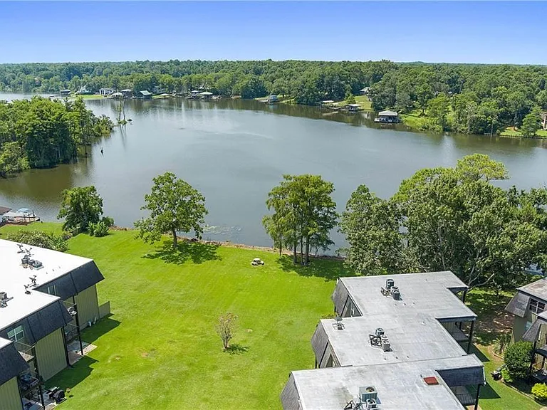 337 Riverbend Dr — Photo 28