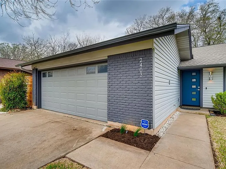 2403 Aldford Dr — Photo 2