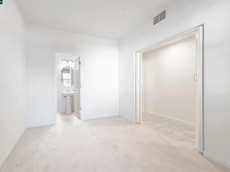 3091 Madsen St — Photo 6