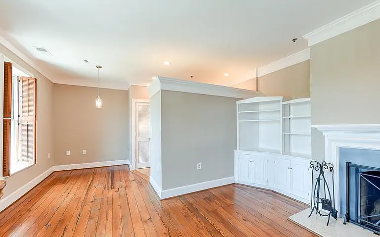 Living Room w/Fireplace