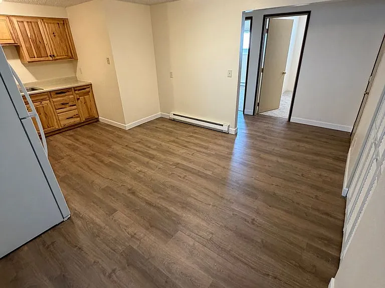 Pinewood Apartments — Photo 46