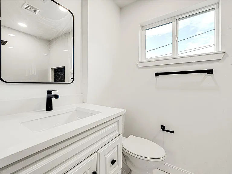 11411 Sagehurst Ln — Photo 16