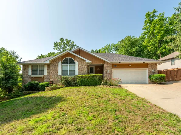 3930 W Woodland Street, Springfield, MO 65807
