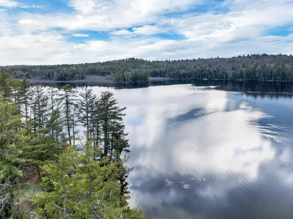 10 Gorham Drive, Dunbarton, NH 03046
