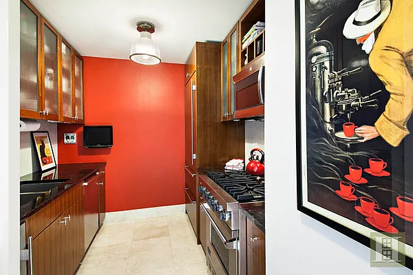 Sold by Halstead Real Estate | media 5