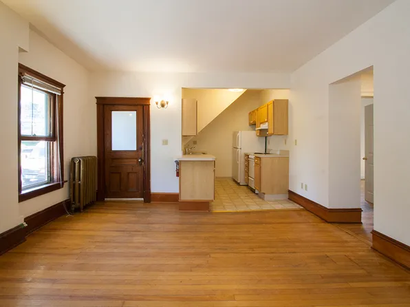 7 Fletcher Pl #1, Burlington, VT 05401