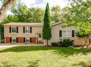 4373 Lincoln Ave, Rolling Meadows, IL 60008