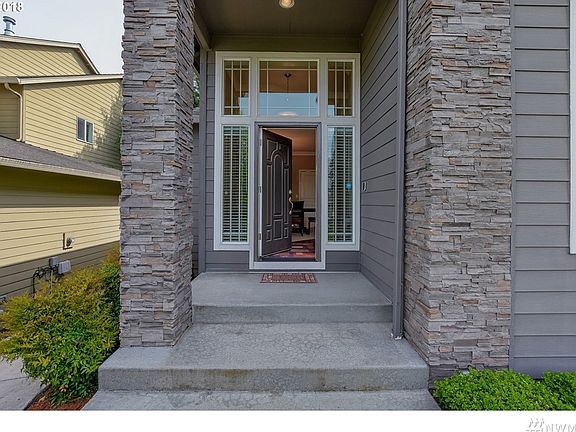 3rd image of 713 NW 120th St