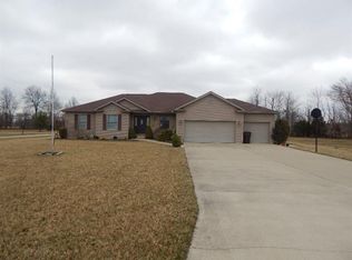 102 Barony Ln, Mount Orab, OH 45154
