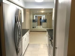 7816 Hanover Pkwy APT 203, Greenbelt, MD 20770