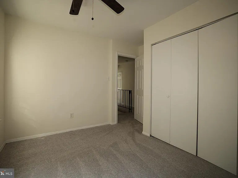 2400 Ansdel Ct — Photo 13