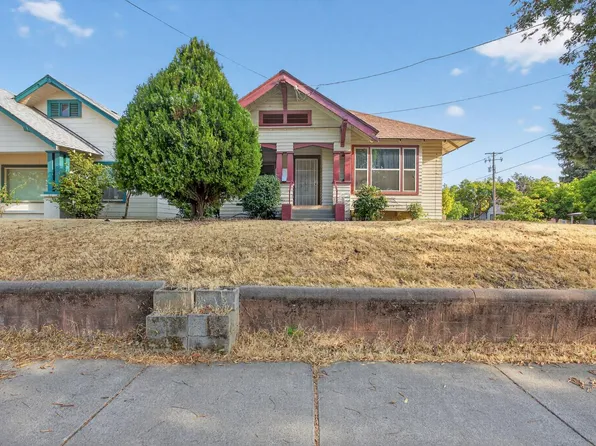 1215 Robinson St, Oroville, CA 95965