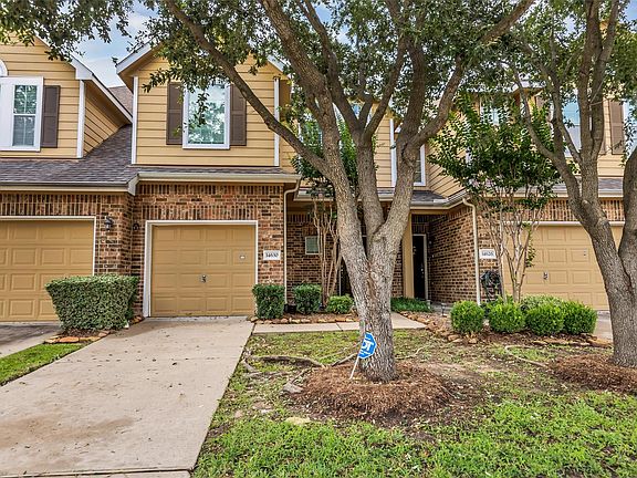 3rd image of 14630 Roaring Fork Ln
