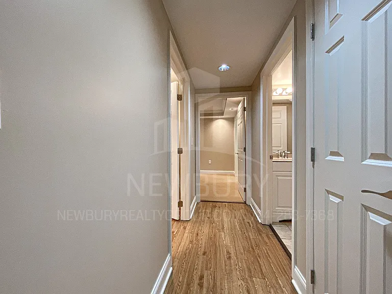 530 N Main Street - The Townhouse. — Photo 45