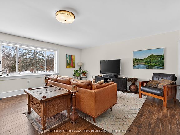 3rd image of 2842 County Road 1 Rd E