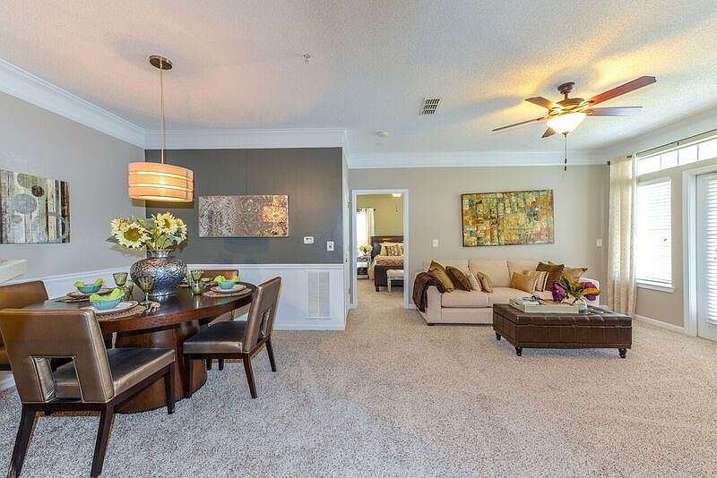 1st image of 731 Trace Ln