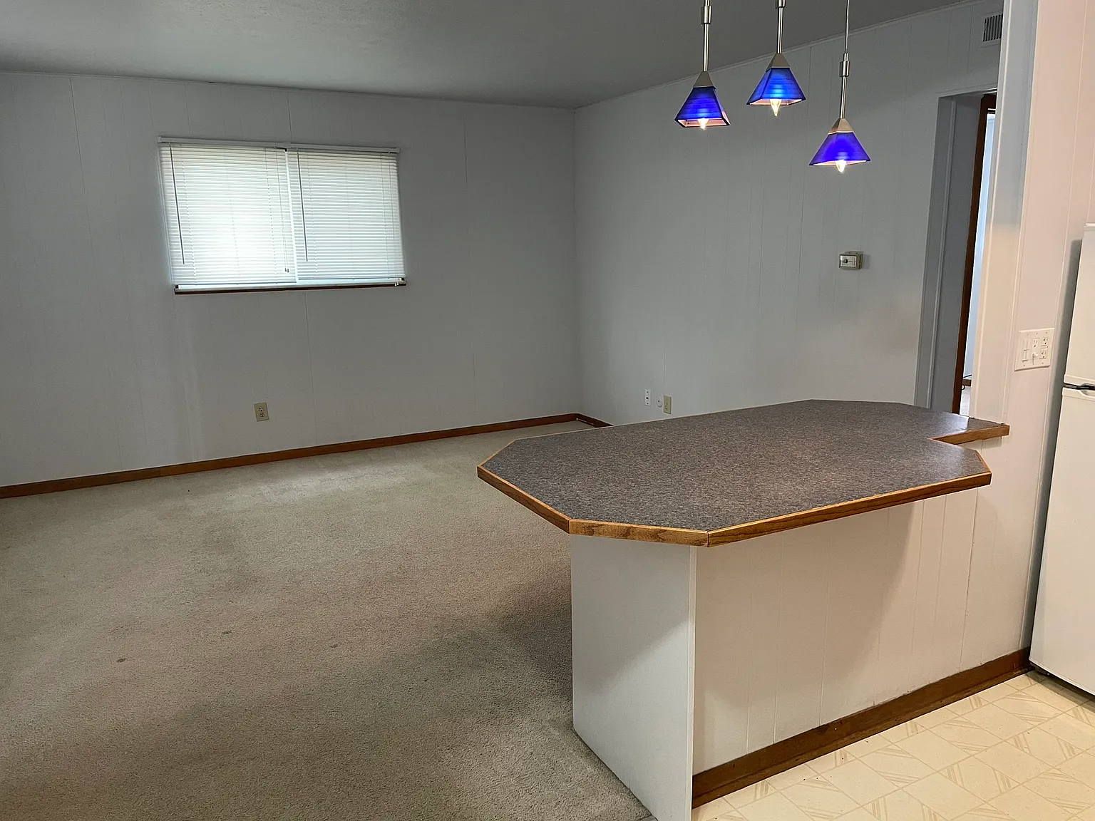 1 bed, 550 sqft, $975 — Photo 3