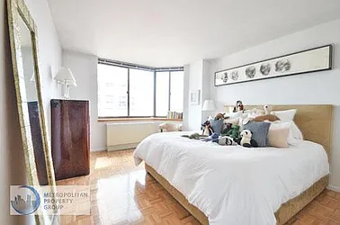 Rented by Metropolitan Property Group