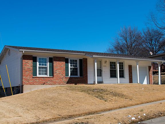3rd image of 2295 Calle Vista Dr