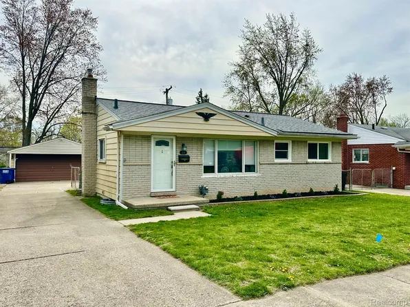 1535 S Hubbard St, Westland, MI 48186