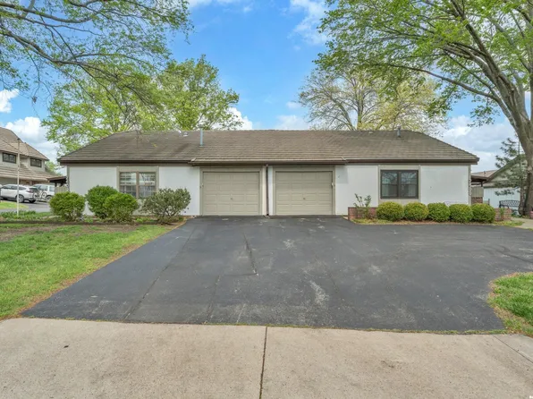 2600 W 24th Ter, Lawrence, KS 66047
