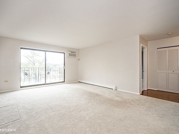 3rd image of 8970 Parkside Ave #315