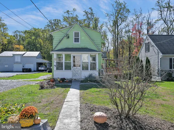 49 Poplar Ave, Temple, PA 19560