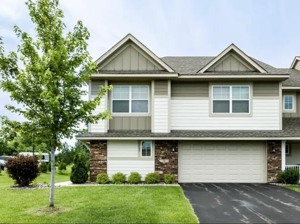 1102 Station Trl, Eagan, MN 55123