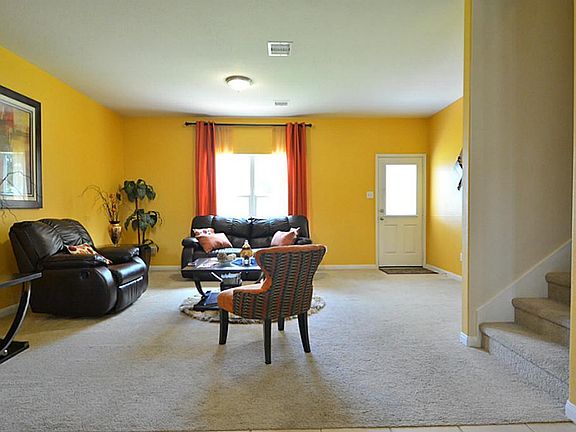 4th image of 4827 Tulip Trail Ln