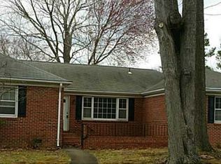 217 Clipper Dr, Newport News, VA 23602