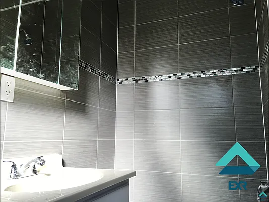 Rented by EXR | media 22