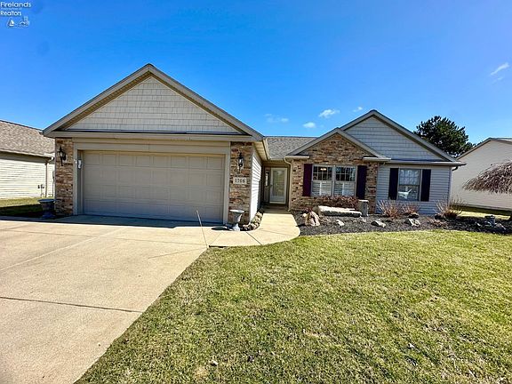 2nd image of 1706 Lake Forest Dr
