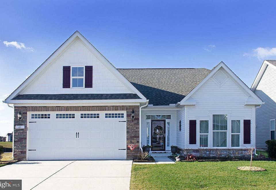 1st image of 43 Waterside Dr
