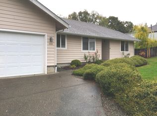 1450 Panoramic Loop, Grants Pass, OR 97527