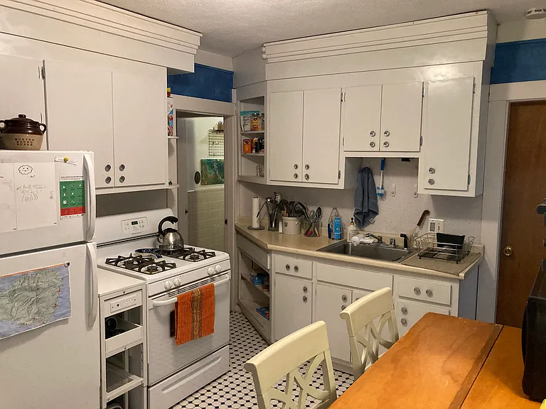 306 Summit Ave #2 — Photo 3