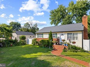13803 Knowles St, Woodbridge, VA 22191