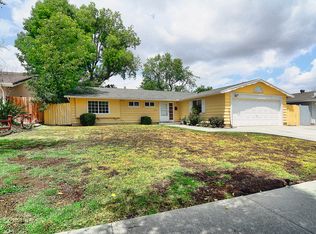 24009 Mobile St, West Hills, CA 91307