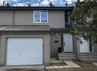 Akinsdale Gardens, Saint Albert, AB T8N 2W8