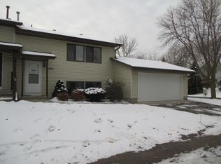 4407 Clover Ln, Eagan, MN 55122