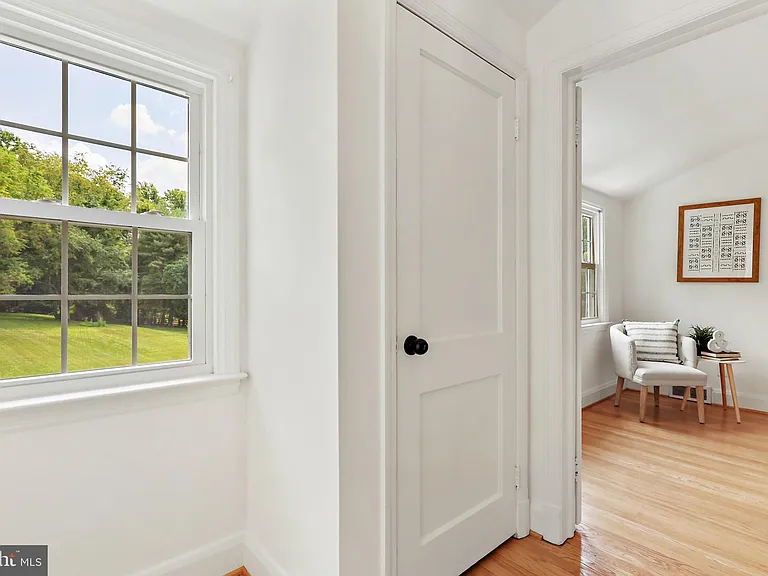 9223 Old Court Rd — Photo 46