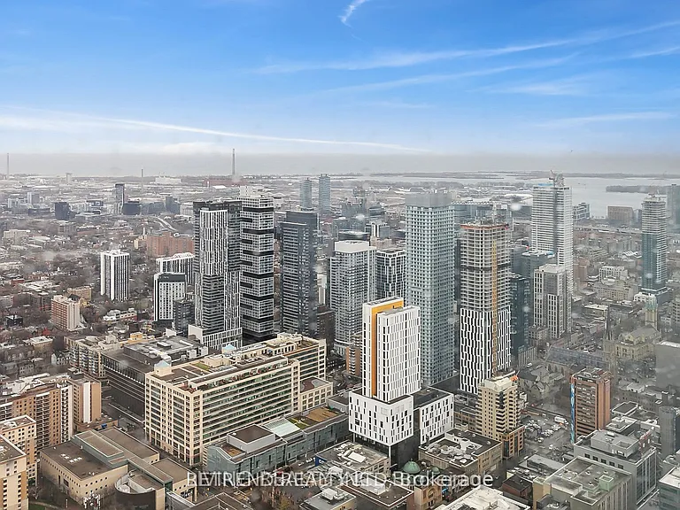 388 Yonge St #6505 — Photo 17