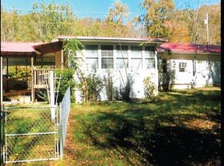 192 Spencer Dr NE, Harriman, TN 37748