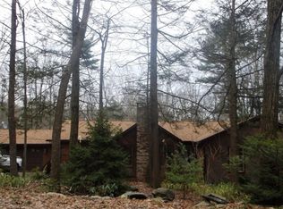 161 Cobble Creek Dr, Tannersville, PA