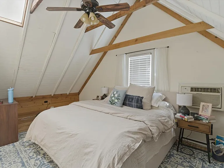 3144 N Southport Ave #CH — Photo 7