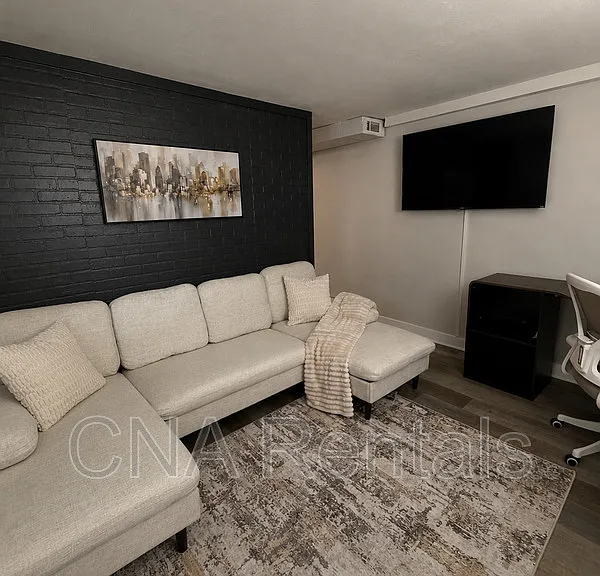 539 Paines Ave NW #1 — Photo 5