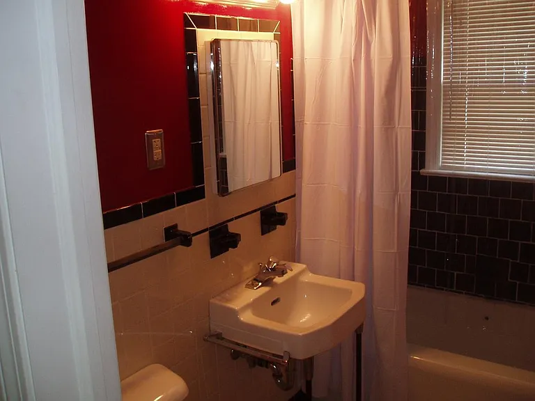 2491 21st St #1 — Photo 4