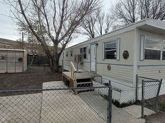 2nd image of 736 5th Ave W Lot 17