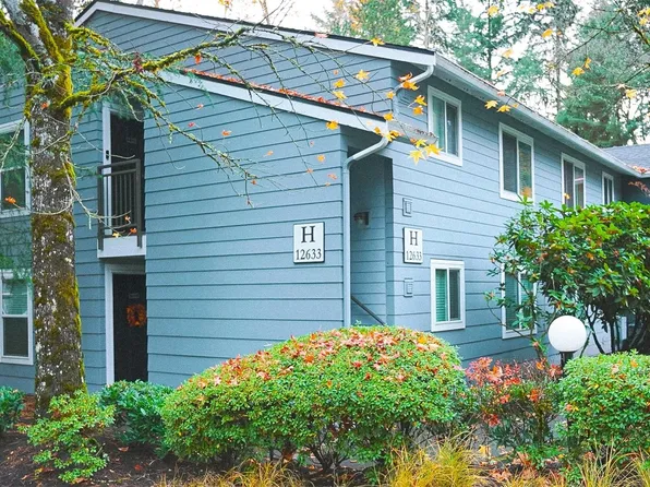 12633 100th Lane NE #H137, Kirkland, WA 98034